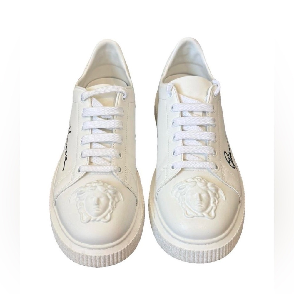 Versace White Leather Sneakers with Medusa Detail Size 41.5 worn once